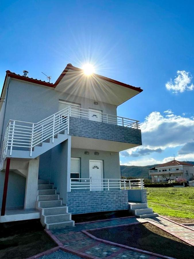 The Breeze & Sunlight Apartment Vrasna Luaran gambar