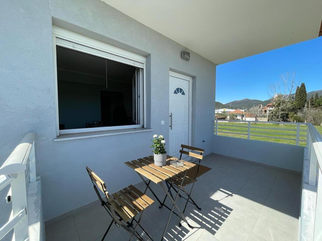 The Breeze & Sunlight Apartment Vrasna Luaran gambar
